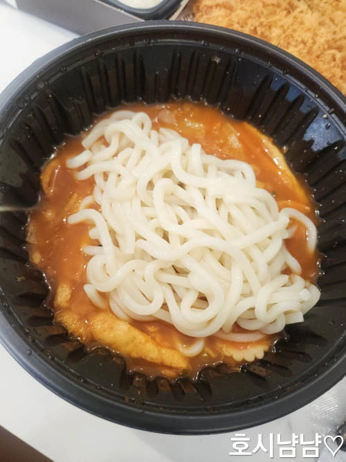 하남 진심왕돈까스 김치우동 포장 구성