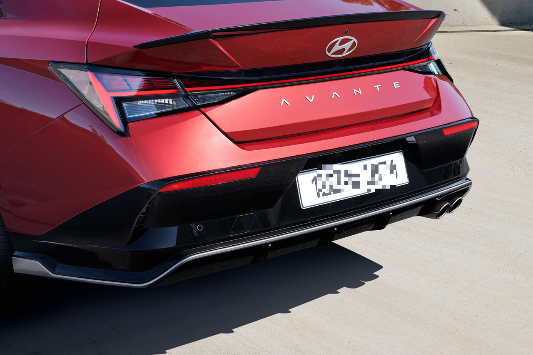 아반떼하이브리드 외부 디자인