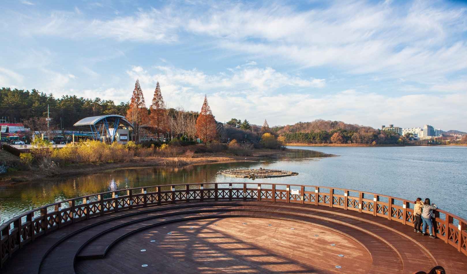 군산 은파호수공원