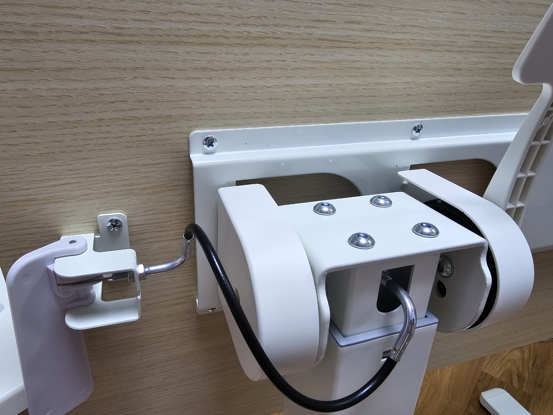 핏쳐 사이드 테이블 TS2 상판 높이 조절 레버 + 다리 조립