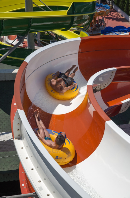 물놀이하면서 돈 번다고? &lsquo;워터 슬라이드 테스트 전문가&rsquo;의 진짜 이야기