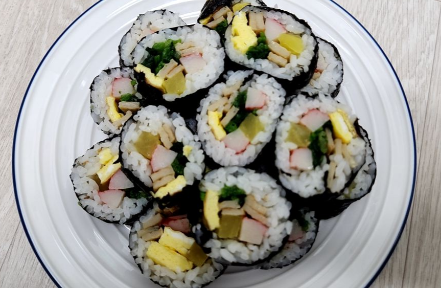 김밥 썰기