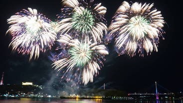 불꽃 축제 장면