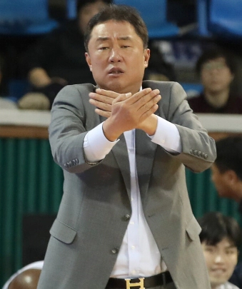전창진 감독 프로필 나이 고향 학력 연봉 평가