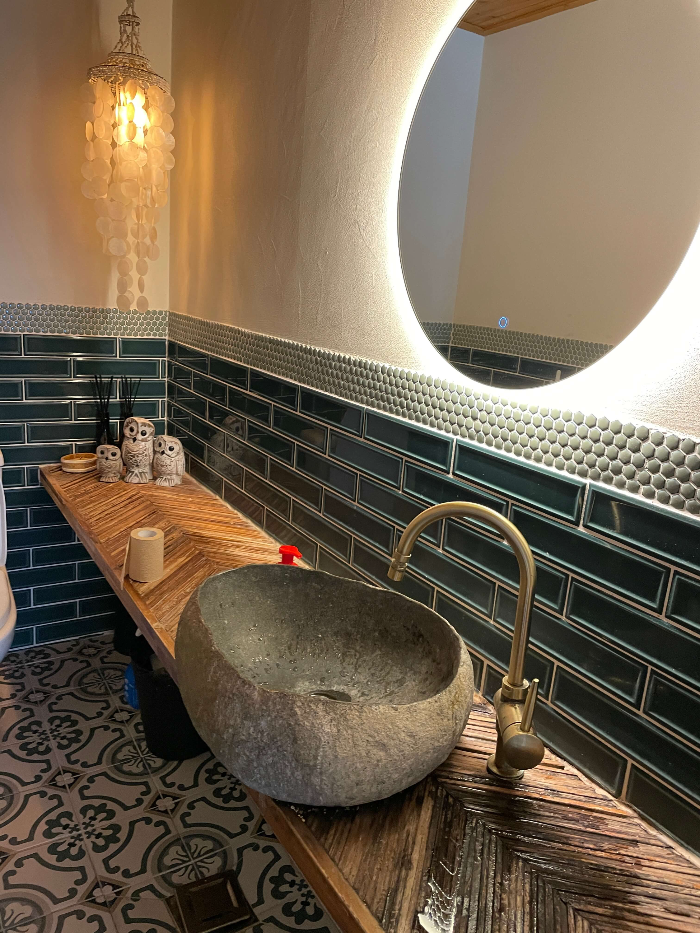 속초 바다뷰 카페 <노마드> 화장실 인테리어