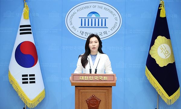 강유정 국회의원 남편 이혼설