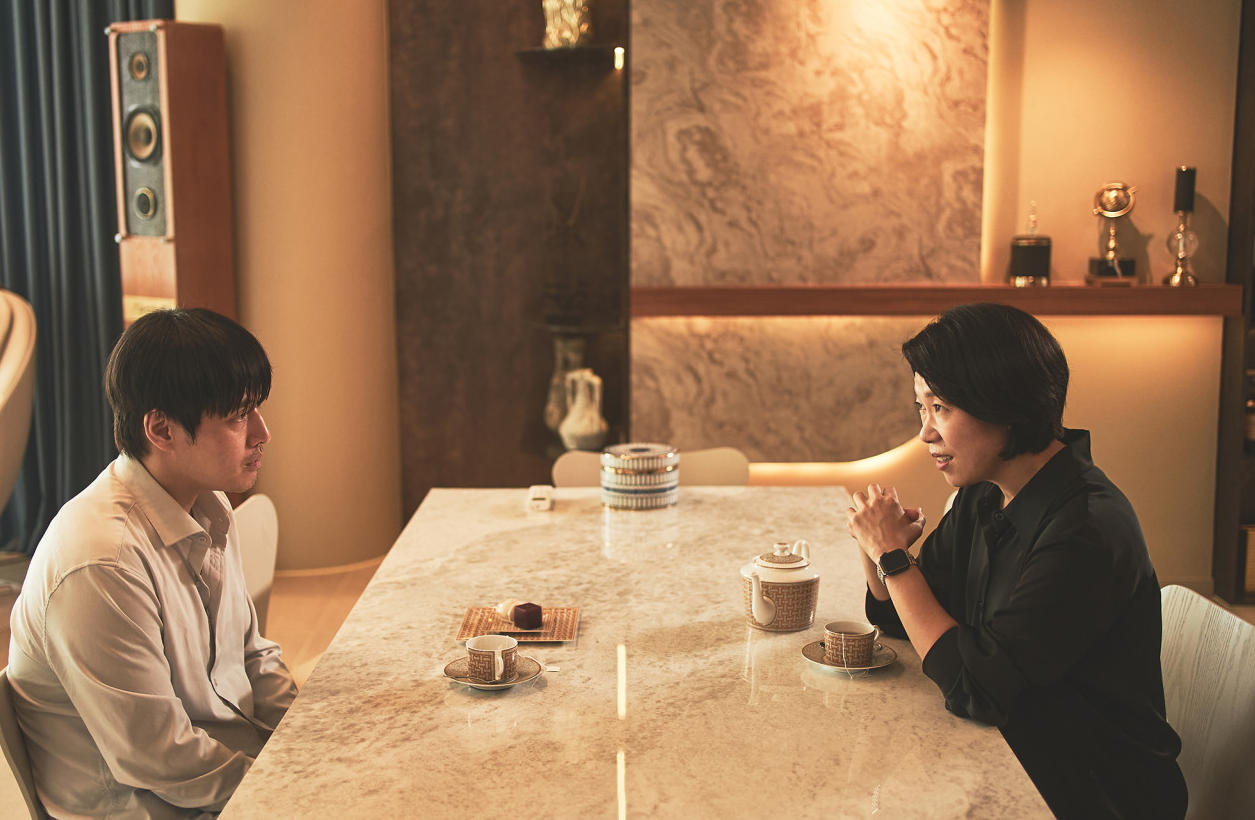 84제곱미터, 그 평범한 공간의 의미