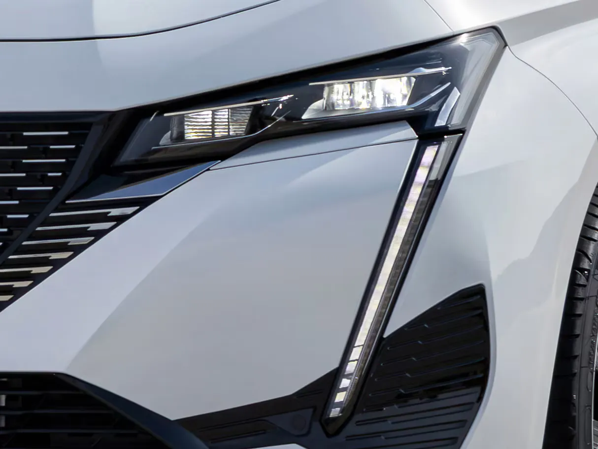 푸조 308 하이브리드 이미지