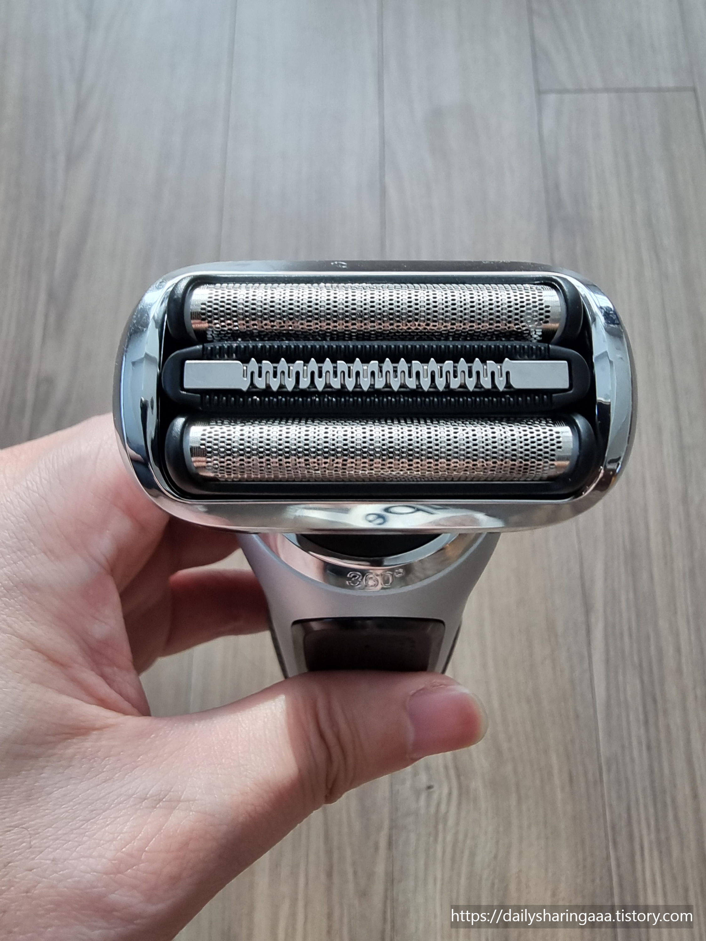 브라운 7시리즈_71-S7200CC_면도날