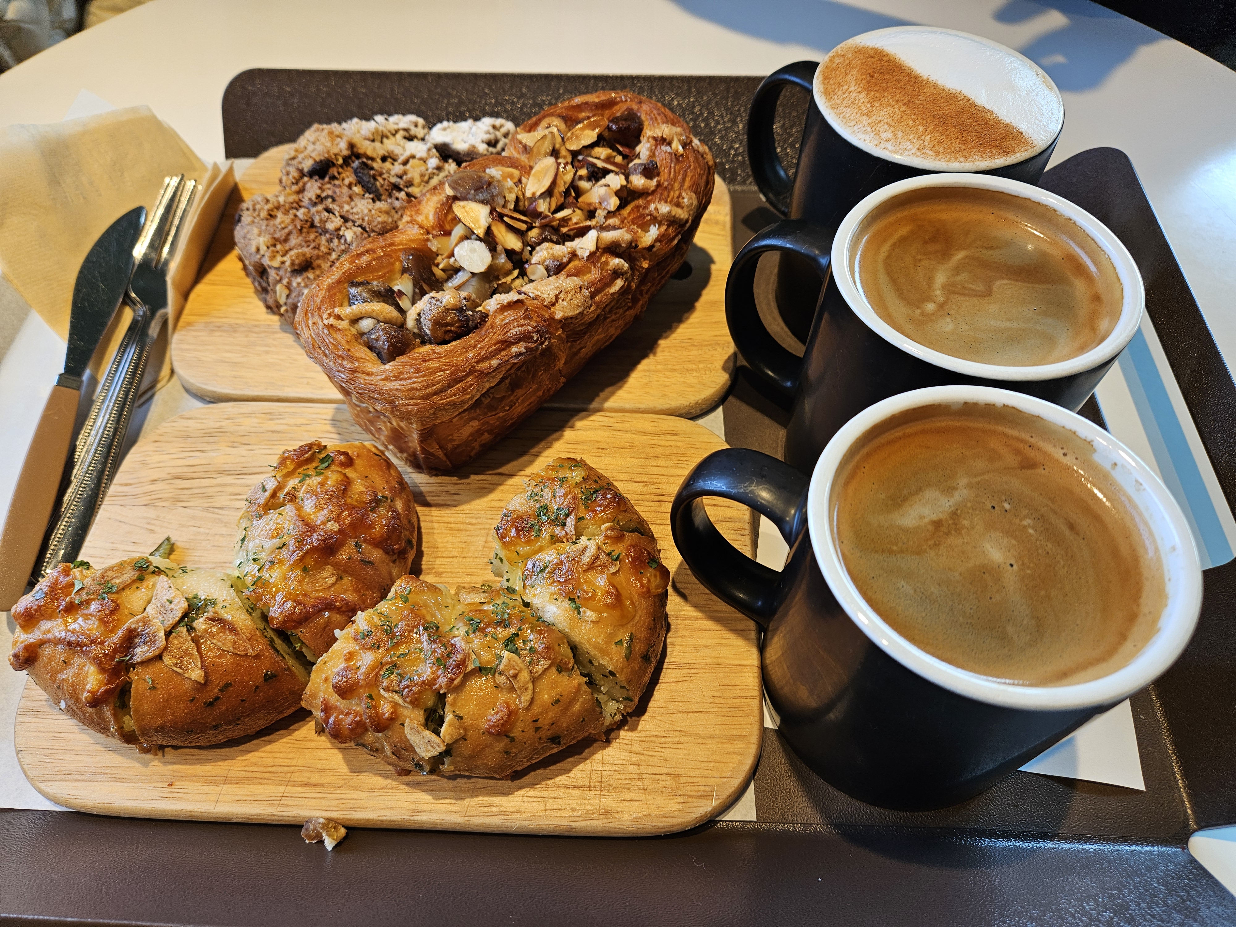 우주제빵소 빵과 커피