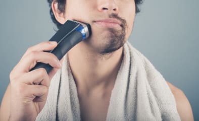 전기면도기 vs 일반 면도기 과학적 비교 – 해외 연구 결과로 알려진 진실