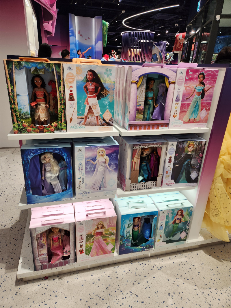 김포현대프리미엄아울렛 디즈니스토어 인형