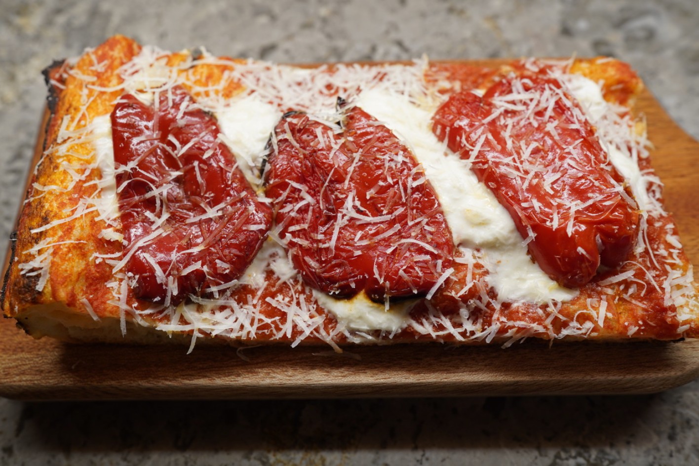 서울에서 만나는 정통 로마식 조각 피자, 신사 라모따 리뷰