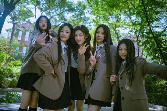 뉴진스 단체 이미지 [사진=어도어]