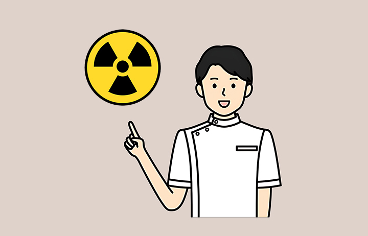 방사선-치료를-설명하는-의사