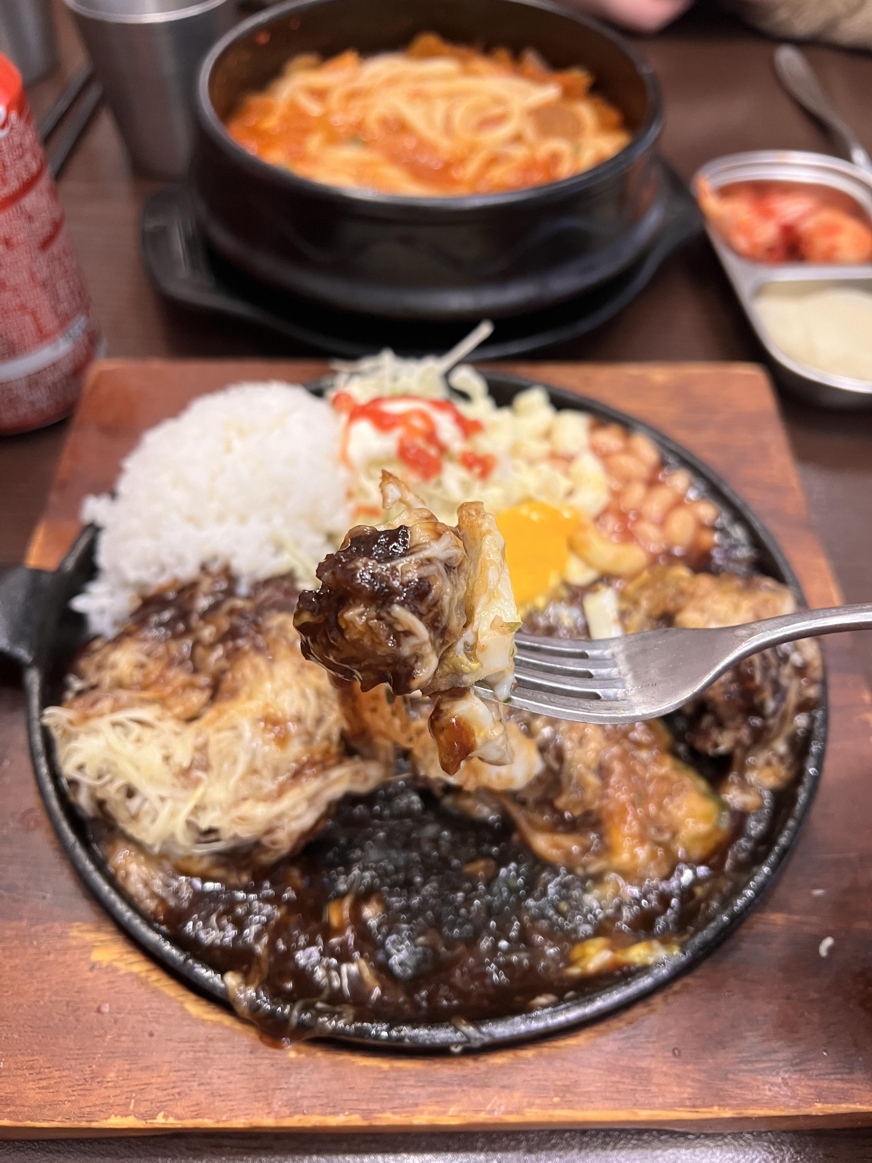 생각보다 잘어울린다.