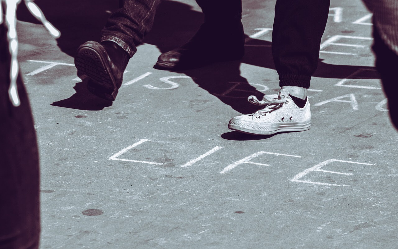 법적 및 윤리적 체계 확립의 중요성