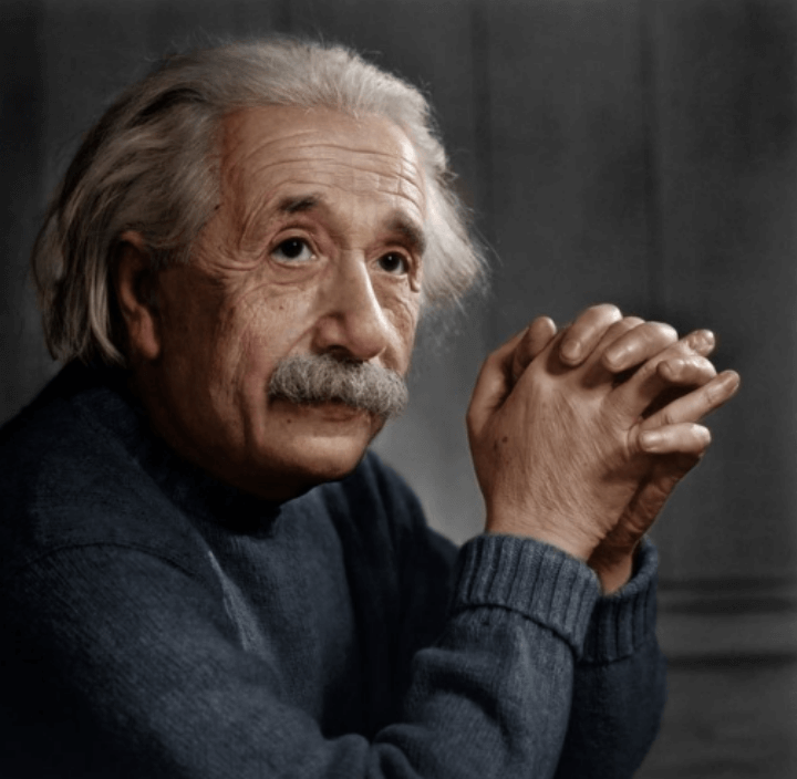 알베르트-아인슈타인