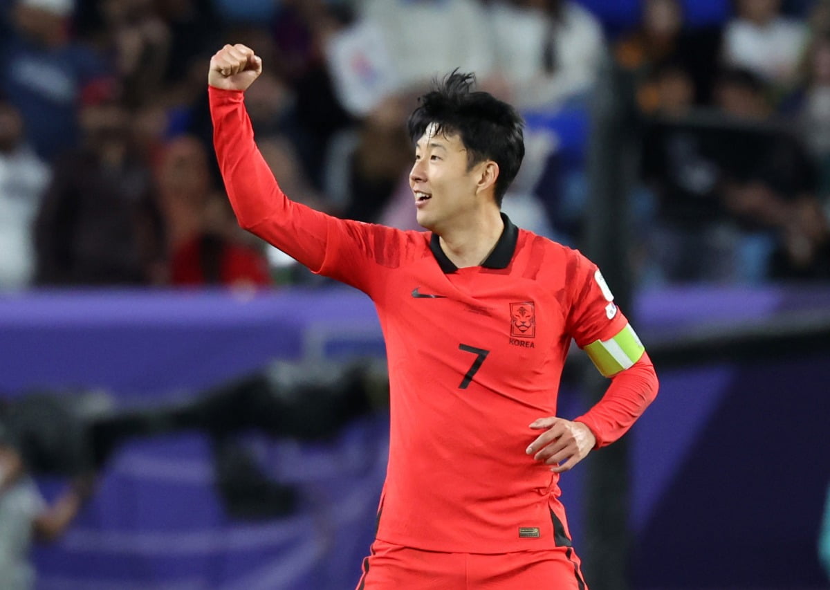 아시안컵 '최고의 골' 투표하기! 손흥민 선수 호주전 프리킥