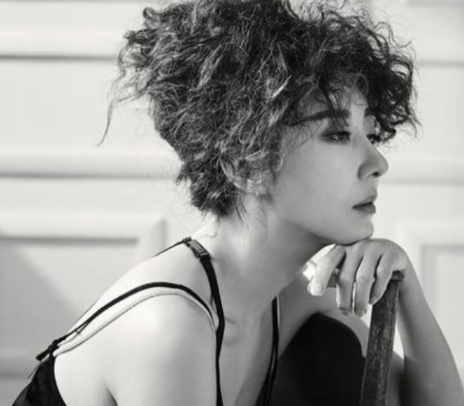 김완선 화보 외모 미모