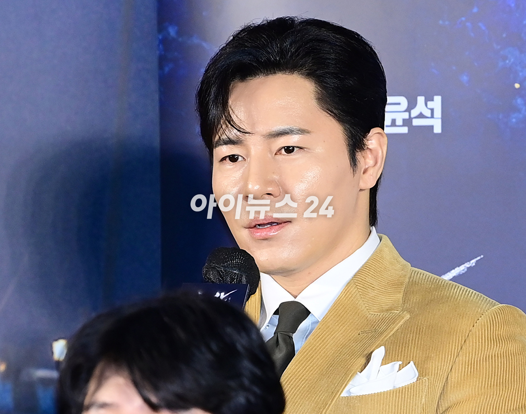 배우 이규형이 15일 오전 서울 광진구 롯데시네마 건대입구에서 열린 영화 '노량: 죽음의 바다'(감독 김한민) 제작보고회에서 참석하고 있다. [사진=정소희 기자]