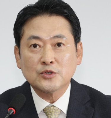 장동혁 국회의원 프로필 장동혁 아파트 4채 논란 지지율 부인 종교 한동훈 