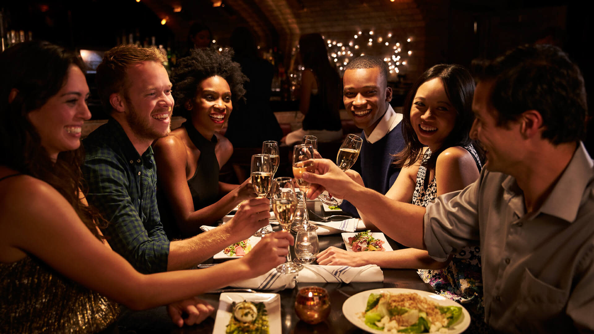 술자리와 불필요한 모임 줄이기 – 월급 300만 원으로 1억 모으는 실행 전략