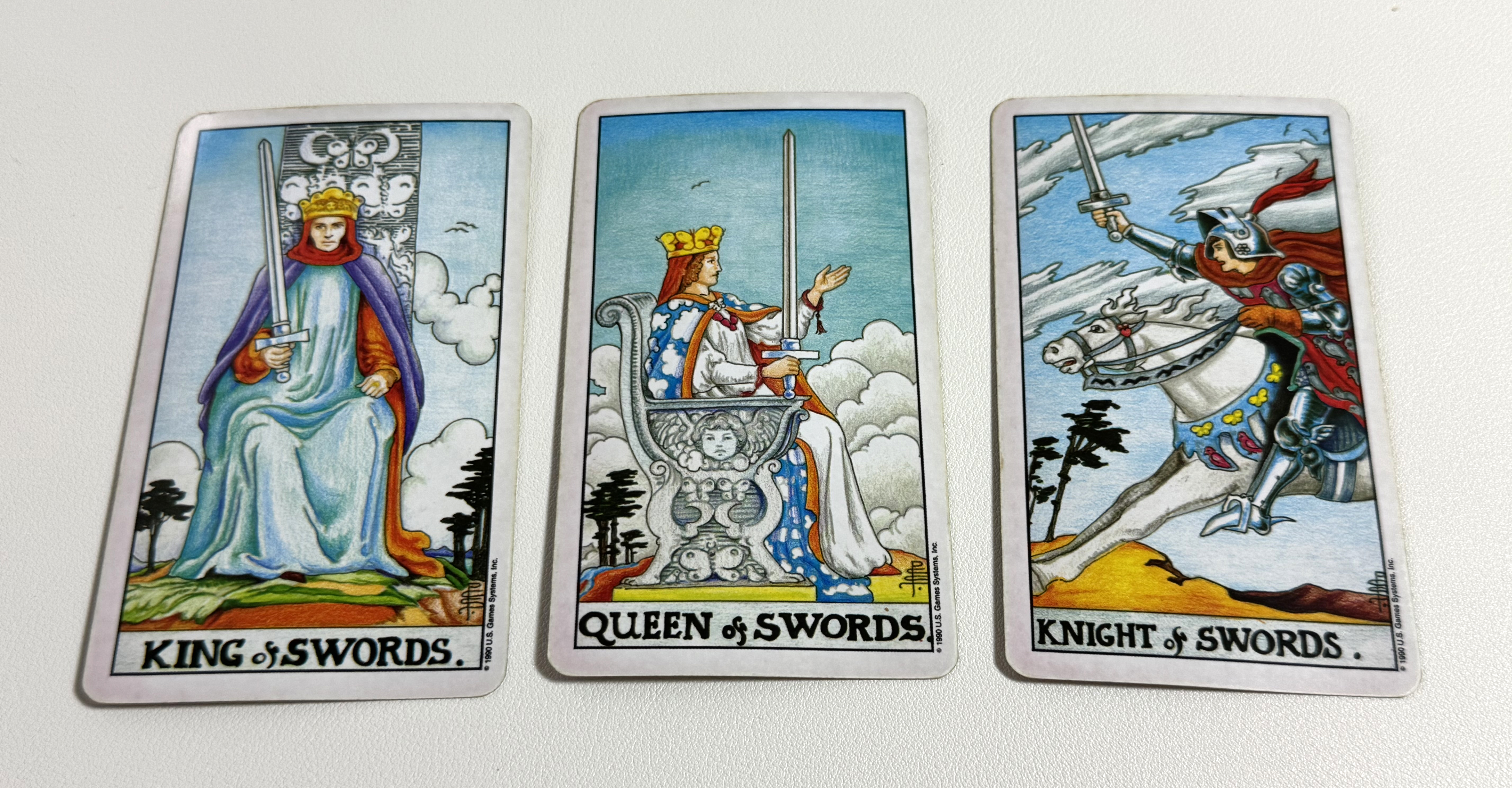 시종소드, 나이트소드, 퀸소드, 킹소드 타로카드