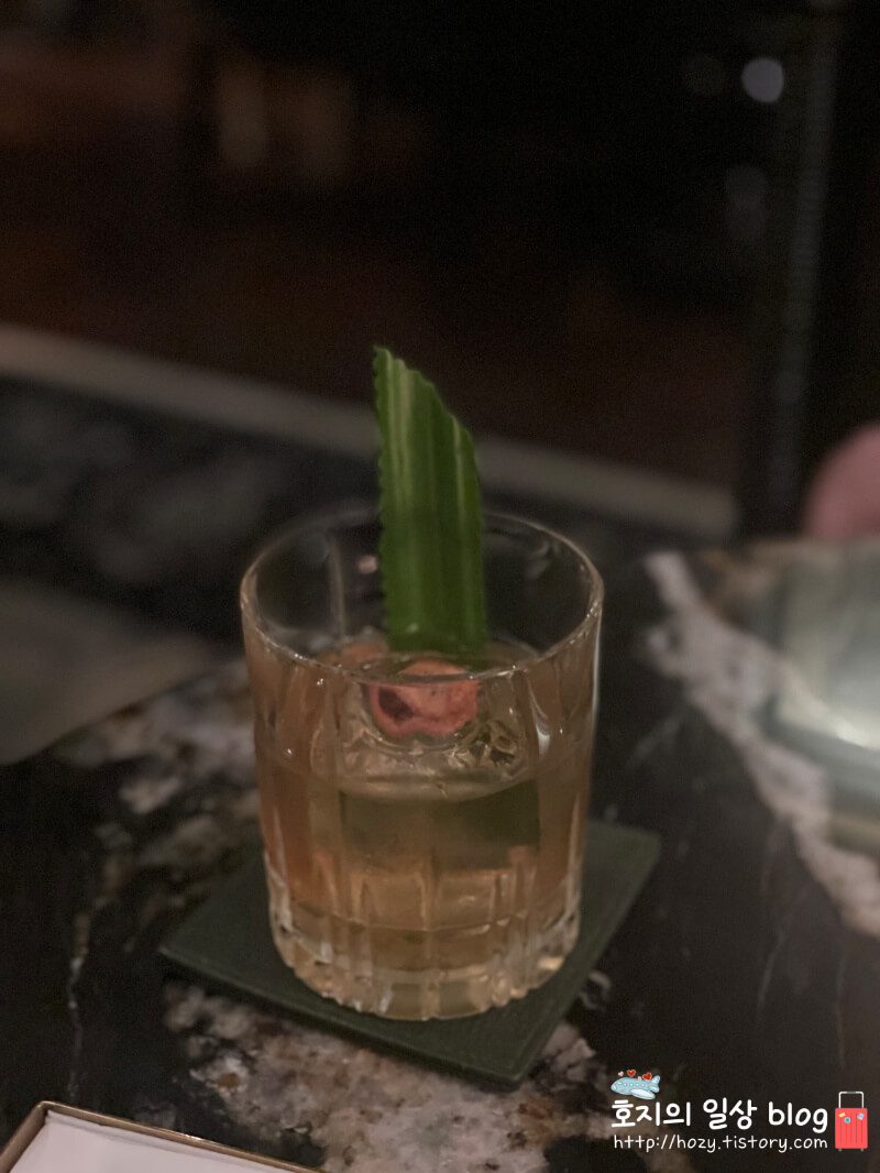 방콕 신돈캠핀스키 파이어플라이바 칵테일