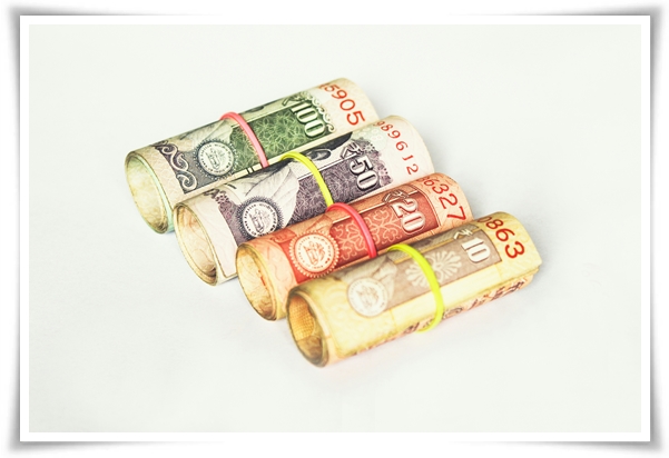 과도한 채무로 어려움을 겪는 서민들을 위한 "개인 채무조정"