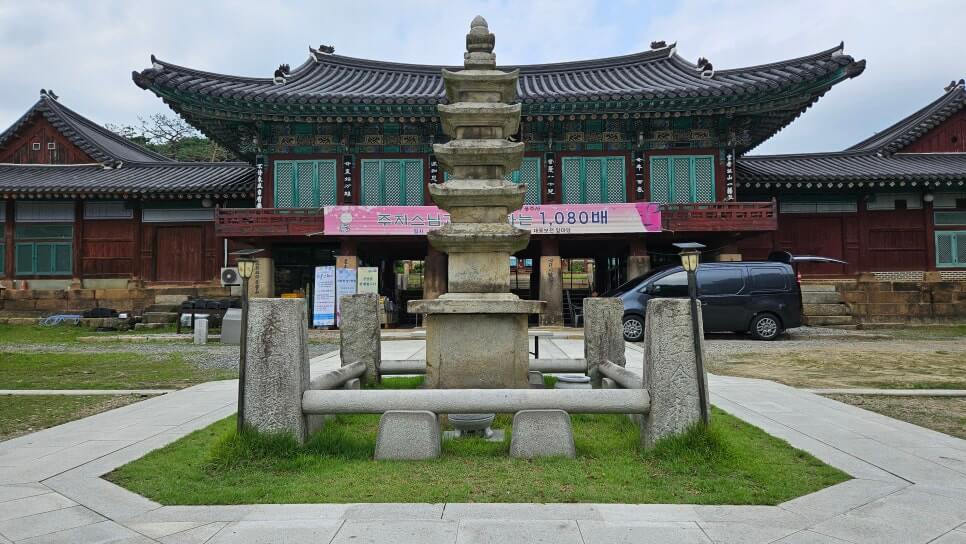 화성 용주사 : 정조의 효심이 깃든 효 사상과 불교 문화가 공존하는 천년 사찰