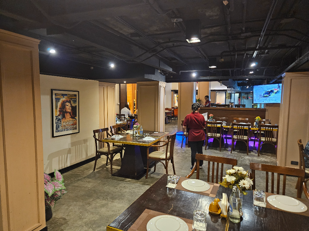 ๋งค์ฅ ์ฌ์ง