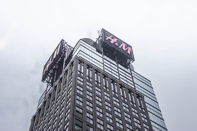 H&amp;M: 패스트패션을 넘어 지속 가능한 순환 경제 모델 구축