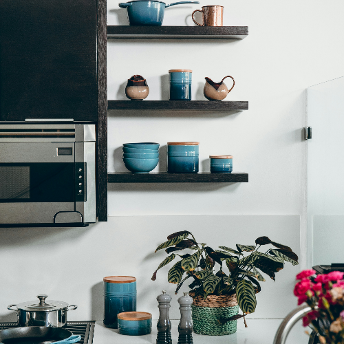 깔끔하고 효율적인 주방과 식사 공간 정리법