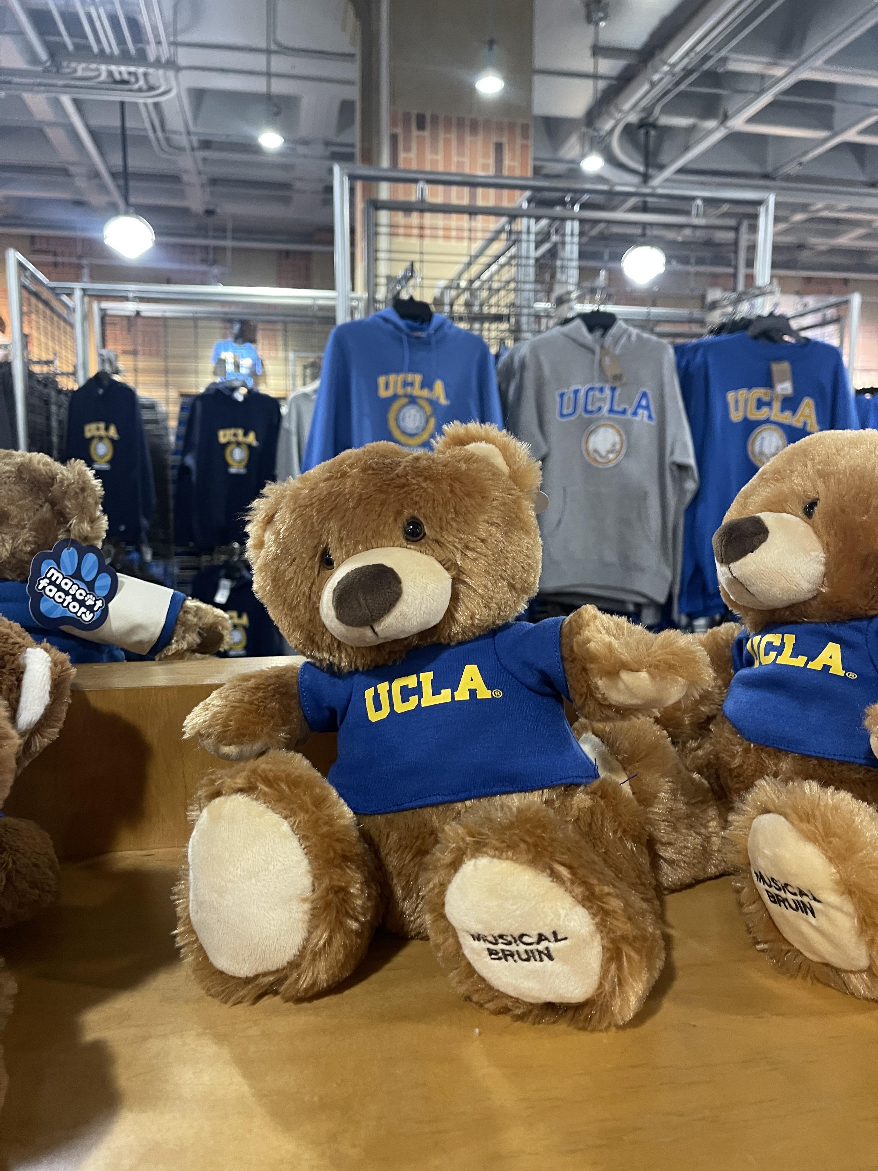 UCLA 스토어