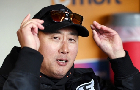 한화이글스 최원호 감독 프로필 나이 고향 학력 경력