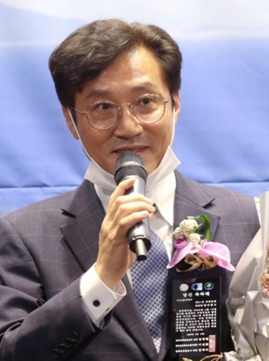 신영대 국회의원 프로필 압수수색 이유 경력 개인활동 이력 활동사항