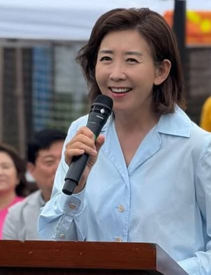 나경원 의원 프로필 총정리 | 나이, 키, 종교, 남편, 빠루 사건까지 한눈에!