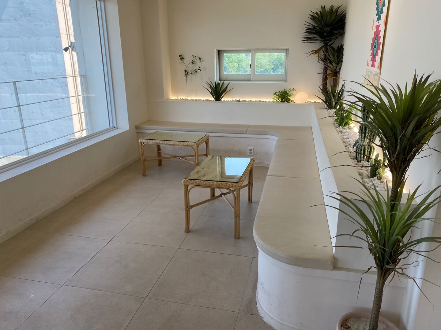 카페-플로레도-3층-이미지