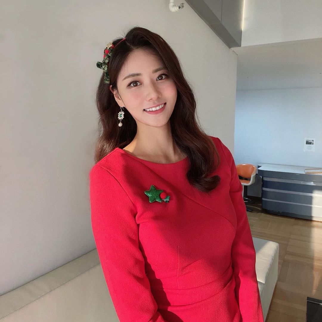 김규리 기상캐스터 과거 기상 예보 화면