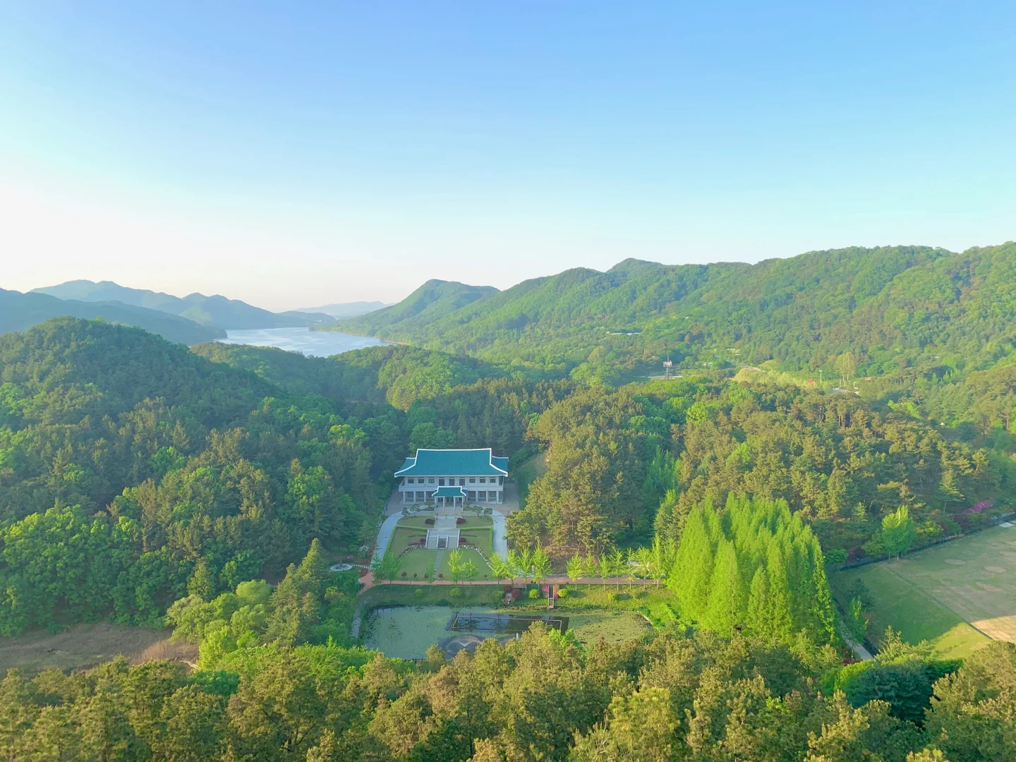 청남대 본관