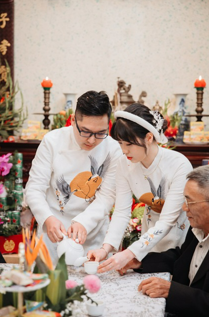 베트남의 '건축물 뼈대 결혼식': 새로운 혼인 풍습에 대한 탐구