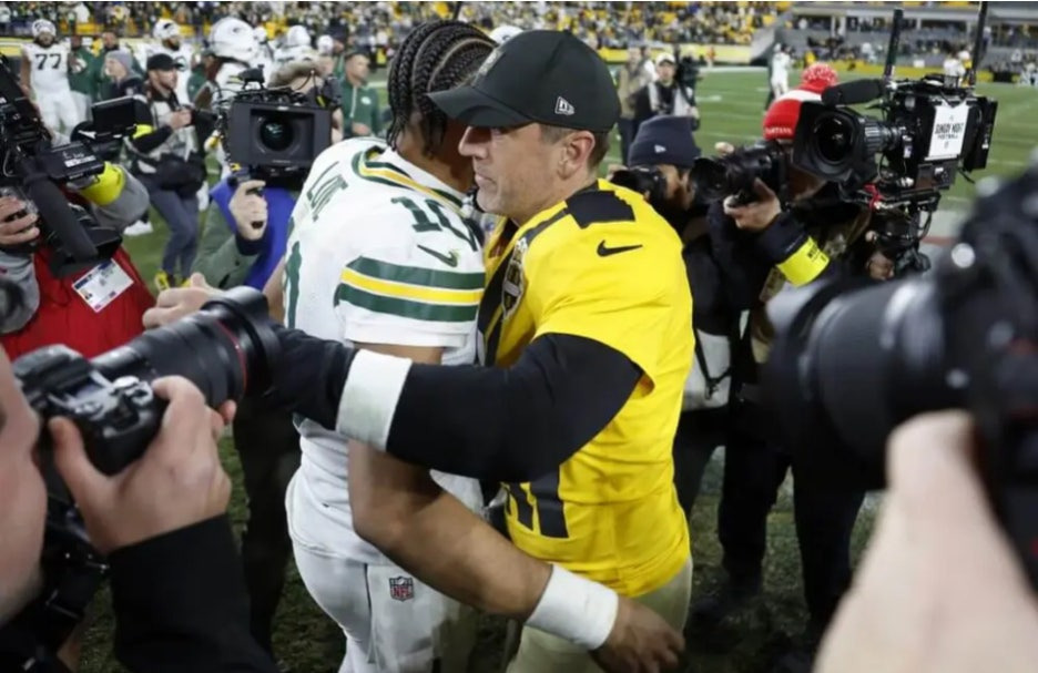 로저스와 패커스의 재회.