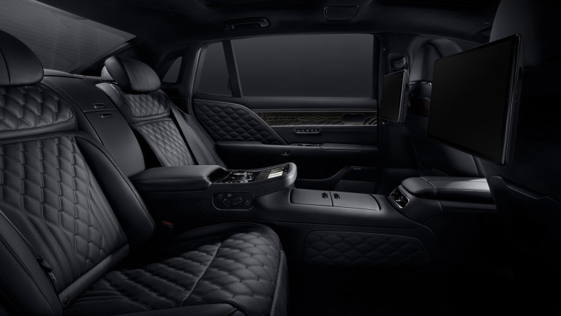 제네시스 롱휠베이스 블랙 최상위 모델 라인업 G90 대형 세단 트림 현대 가격 내부 연비 롱 휠베이스 g 90 외관 내장 인테리어 성능 디스플레이 고급 혜택 출시