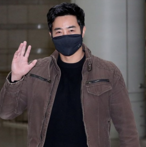 이근 전 대위 유튜버 폭행