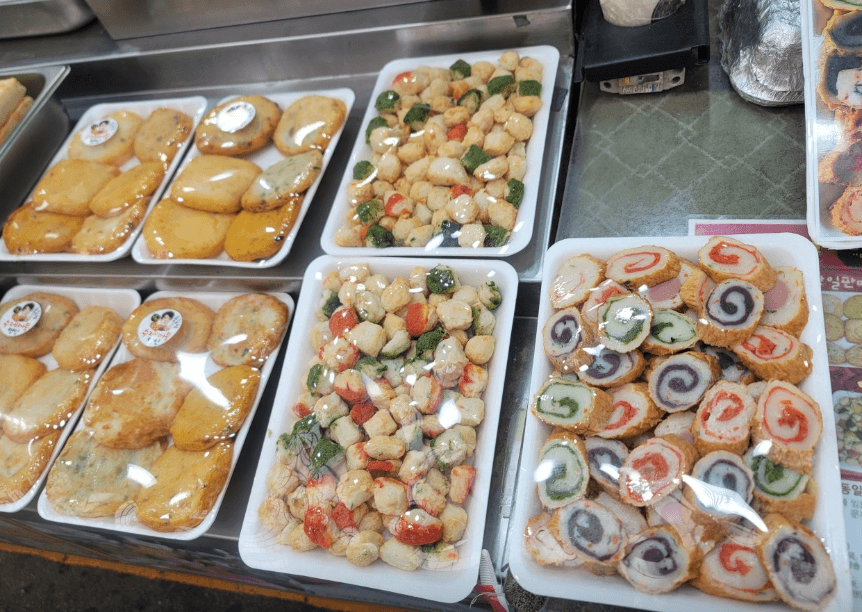 판매 중인 수제어묵 사진들