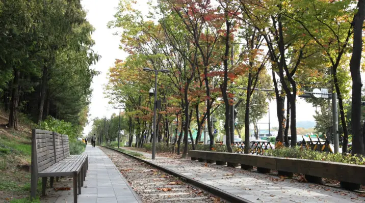 경춘선-숲길