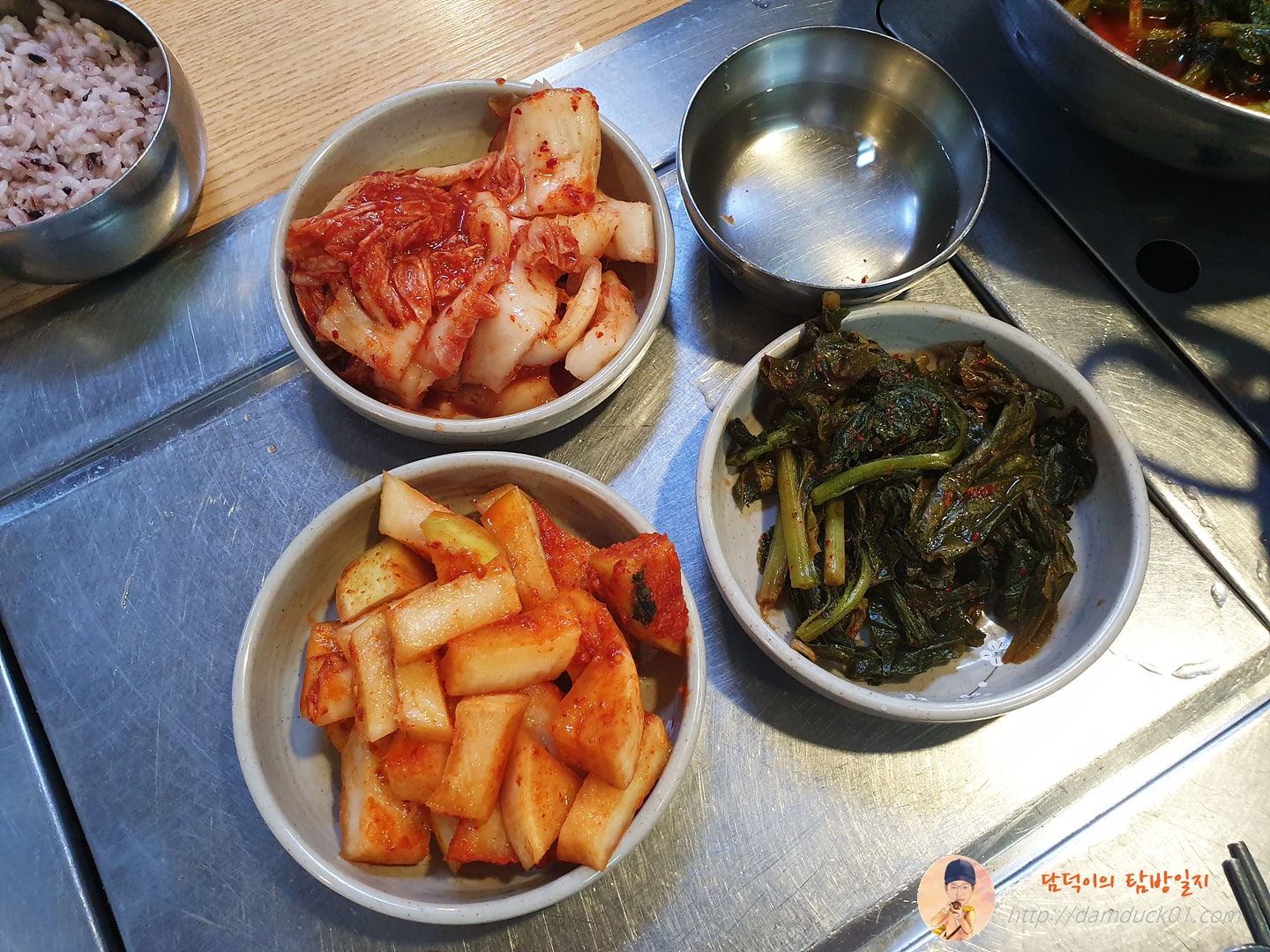 명인강메밀-반찬-3종-김치-담덕이의탐방일지