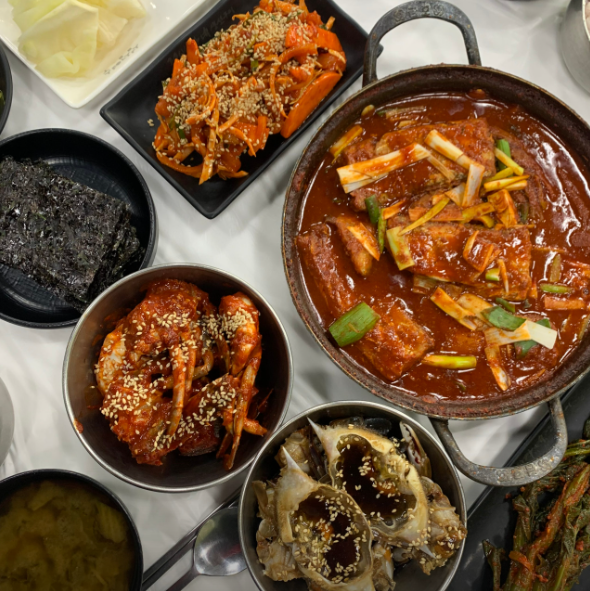 6시내고향 케이블카 동백꽃차 갓김치 게장 전남 여수 여행 정보