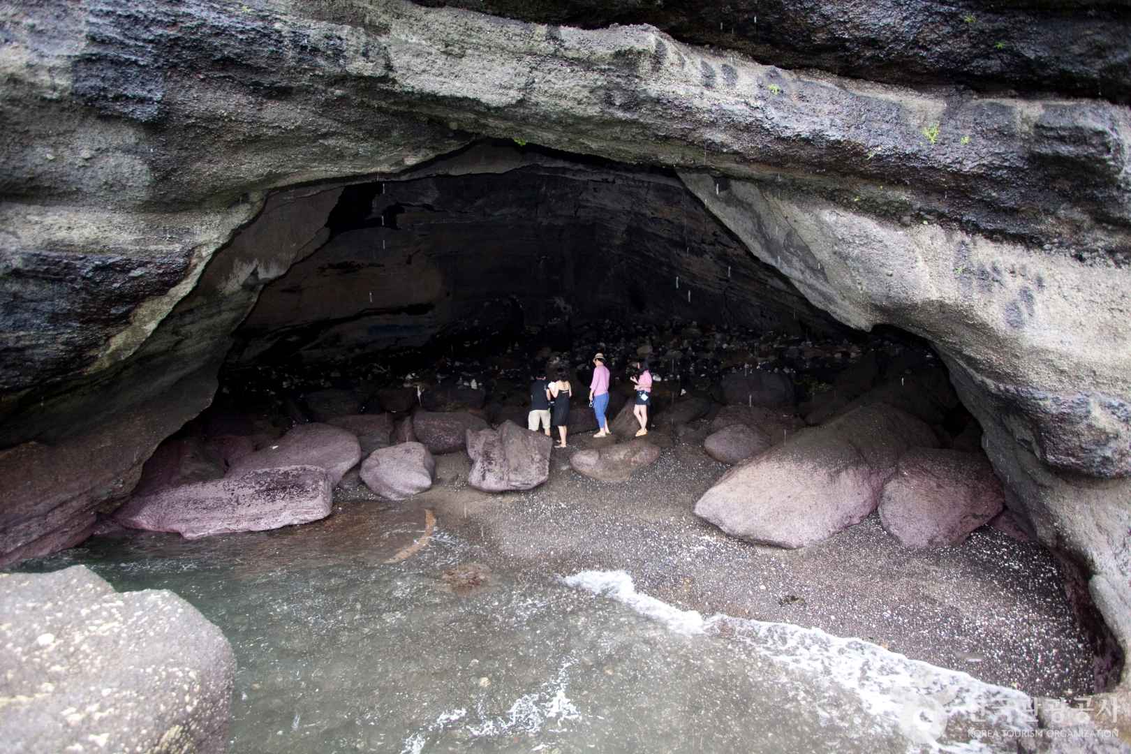 검멀레해변